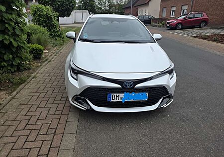Toyota Corolla Corolla 2.0 Hybrid Touring Sports Team Deutschland
