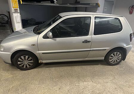 VW Polo Volkswagen 6N