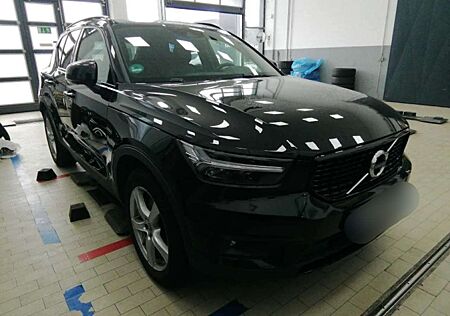 Volvo XC 40 XC40 R Design*Plug-In*2WD*360Cam*Ambiente*Pano