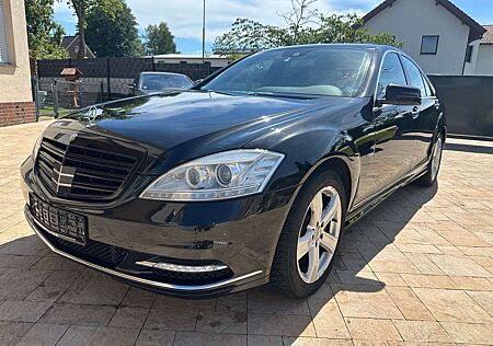 Mercedes-Benz S 350 CGI BE 4Matic+Leder+Navi+Servo+belüftet+