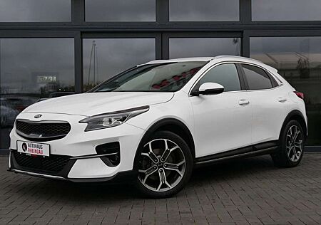 Kia XCeed 1,5 TGDI 48V GPF Silber DCT 1.Hand/DAB/RFK