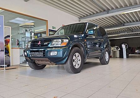 Mitsubishi Pajero 3.2 Diesel 121 KW V60 AHK Standh Allrad