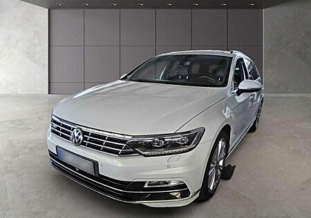 VW Passat Variant Volkswagen PASSAT 2.0TDi R LINE HIGHLINE/ACC/PANO/HuD/360°