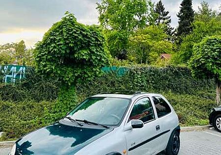 Opel Corsa 1.2 16V