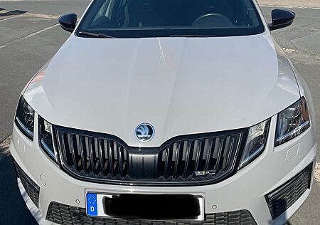 Skoda Octavia 2.0 TDI DSG RS