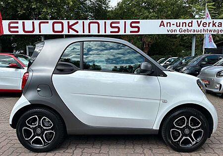 Smart ForTwo 66kW prime DCT*LEDER*PANORAMA*SHZ*NAV*PTS