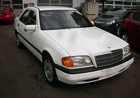 Mercedes-Benz C 180 Klima *1.Halter *Airbags+ABS