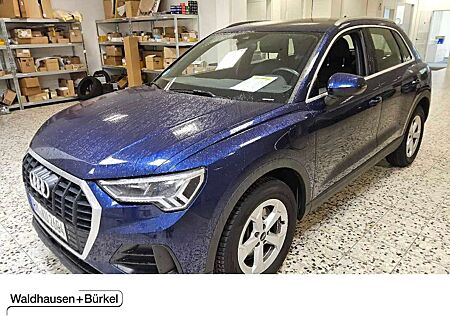 Audi Q3 45 TFSIe S-tronic Klima Navi Einparkhilfe