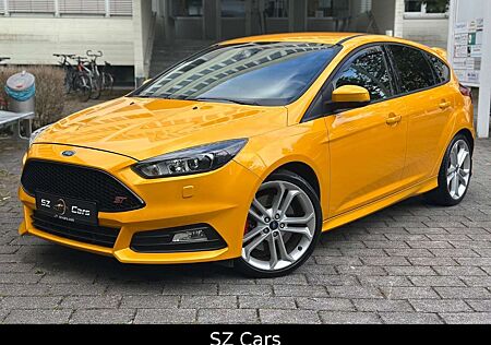 Ford Focus Lim. ST
