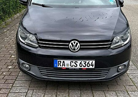 VW Touran Volkswagen 1.6 TDI DPF MATCH