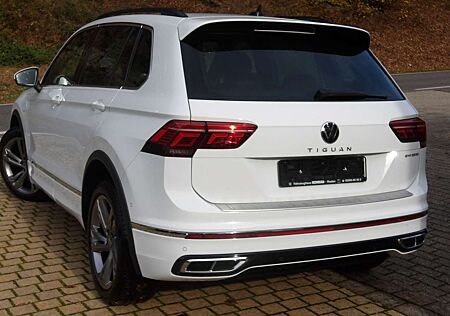 VW Tiguan Volkswagen R-Line eHybrid mit LED-Matrixlicht