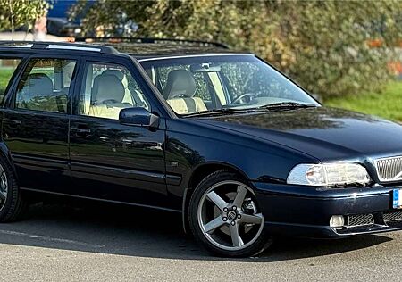 Volvo V70 V70R AWD