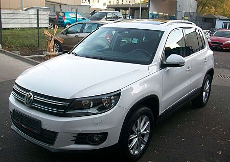 VW Tiguan Volkswagen 2.0 TDI BMT 4Motion*DSG*P-Dach*PDC*Euro5*