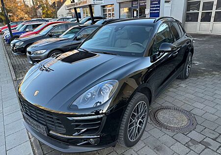 Porsche Macan S / 1 HAND