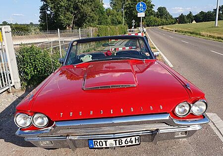 Ford Thunderbird