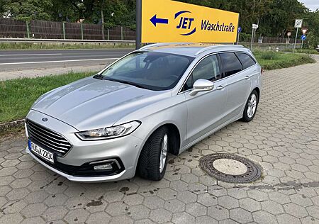 Ford Mondeo Titanium