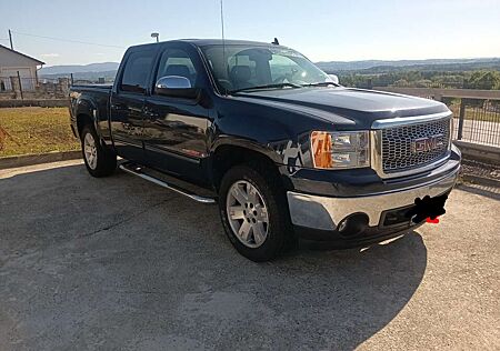 GMC Sierra 4x4 6.0 VortecMax 360ps ZUSTELUNG DEUTSCHLANDWEIT