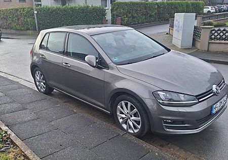 VW Golf Volkswagen Highline BMT