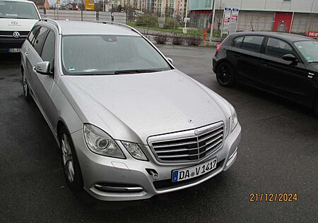 Mercedes-Benz E 300 T BLUETEC HYBRID 7G-TRONIC Avantgarde