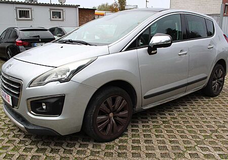 Peugeot 3008 1,6d/TEILLEDER/NAVI/PANORAMA/Allure