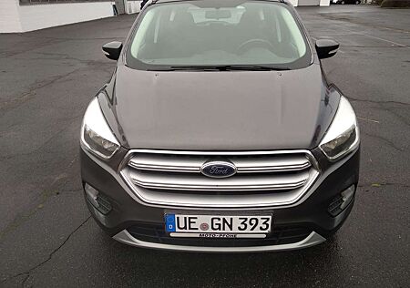 Ford Kuga 1.5 EcoBoost 2x4 Trend