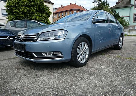 VW Passat Volkswagen **TÜV 06/2026**NAVI**Automatic**Garantie*