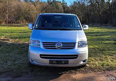 VW T5 Multivan Volkswagen Multivan DPFUnited Autm.