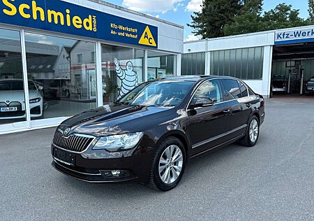 Skoda Superb Elegance*Navi*Standheizung*Klima*SHZ*PDC