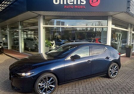 Mazda 3 2.5i Mild Hybrid Homura; Navi, LED