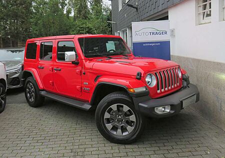 Jeep Wrangler Unlimited Overland Sahara // Dual-Top
