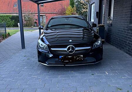 Mercedes-Benz CLA 220 CLA Shooting Brake 220 d 7G-DCT Peak Edition