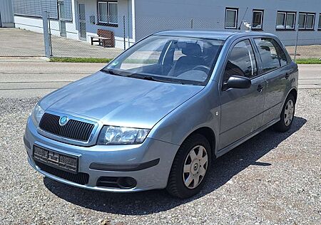 Skoda Fabia 1.2 HTP Classic Tüv 07/2024 Klima 8-fach