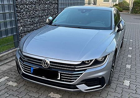 VW Arteon Volkswagen +2.0+TDI+SCR+4Motion+DSG+R-Line+AHK+StHz