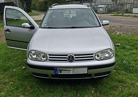 VW Golf Variant Volkswagen 1.6