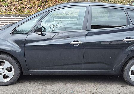 Kia Venga 1.6 CVVT Dream Team Edition