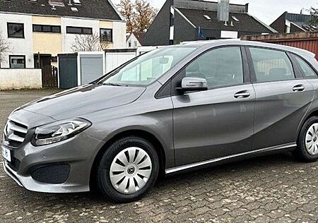 Mercedes-Benz B 180 blueEfficency Navi