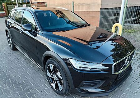 Volvo V60 CC V60 Cross Country D3 AWD Geartronic Pro