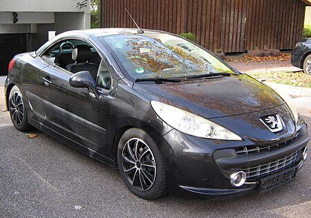 Peugeot 207 CC Sport1.6 16V THP150/LEDER/TÜV BIS 03-26