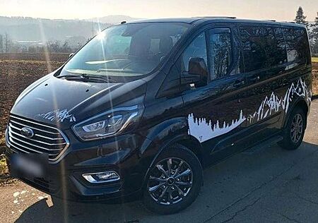 Ford Tourneo Custom Titanium X Rückfahrkamera Dachträgersystem
