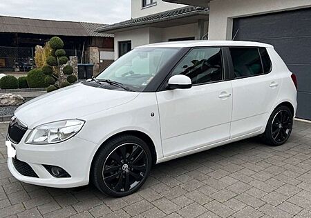 Skoda Fabia 1.2 TSI Best of, 8fach bereift 16" / 17"