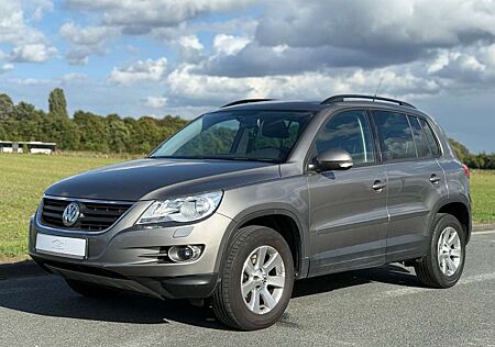 VW Tiguan Volkswagen 2.0 TDI 4Motion Allrad / TÜV NEU / AHK