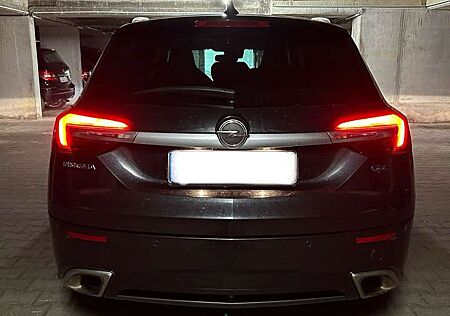 Opel Insignia 2.8 V6 Turbo 4x4 Sports Tourer OPC