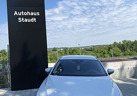 Mazda 3 SKYACTIV-X 2.0 M Hybrid Mazda3 Fastback X 2.0 SELE