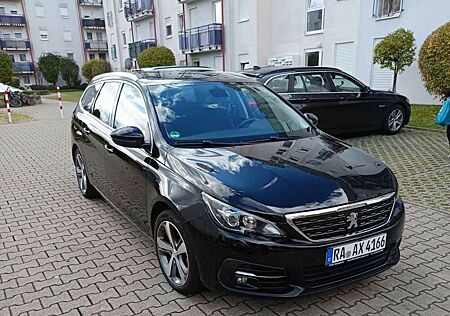 Peugeot 308 SW PureTech 130 GPF Stop & Start Tech Edition