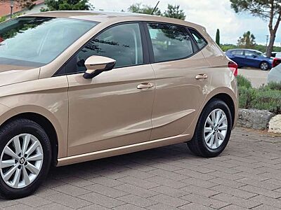SEAT Ibiza Style 1.0l TSI DSG LED AHK GRA PDC KAM 1HAND BEATS