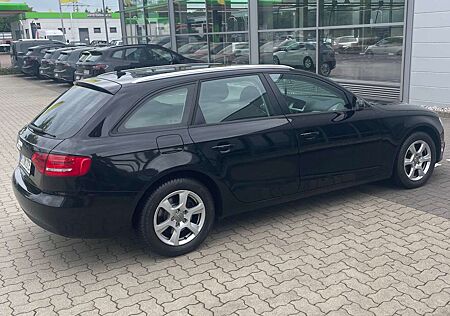 Audi A4 Avant 2.0 TDI DPF Attraction