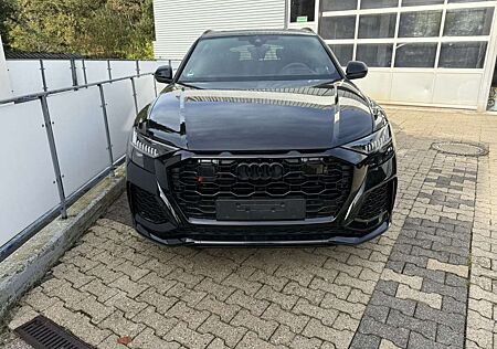 Audi RS Q8 TFSI quattro tiptronic