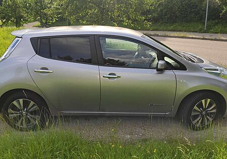Nissan Leaf 24 kWh (mit Batterie) Tekna
