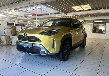 Toyota Yaris Cross Hybrid AWD Adventure + Safetypaket
