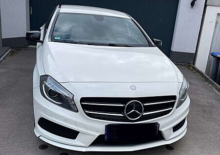 Mercedes-Benz A 180 AMG Line